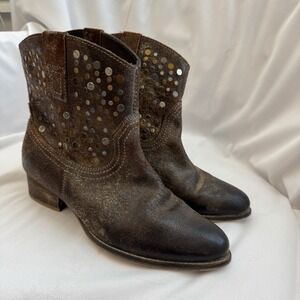 Diba True Womens Boots FLYING SOLO Studded Ankle Western Pull On‎ Cowboy Sz 8.5